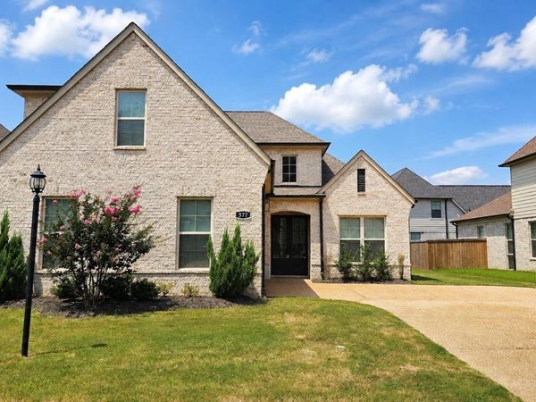 577 HOLDEN DR, Cordova, TN 38018