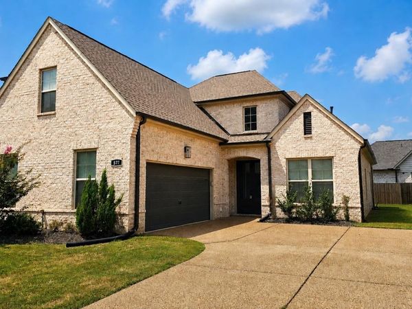 577 HOLDEN DR, Cordova, TN 38018