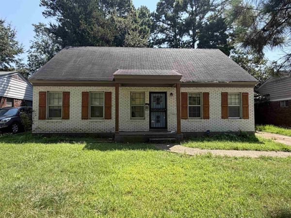 1862 S DEARING RD, Memphis, TN 38117