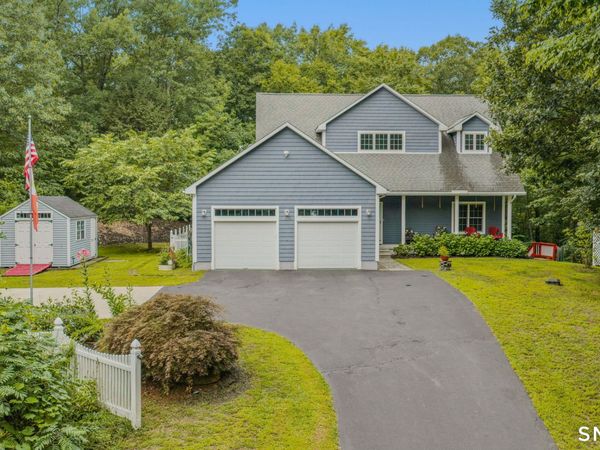 203 Doyle, Montville, CT 06370