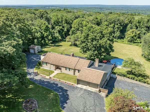 689 Squaw Rock, Plainfield, CT 06354