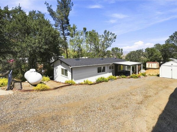 32 Pinebrook, Wofford Heights, CA 93285