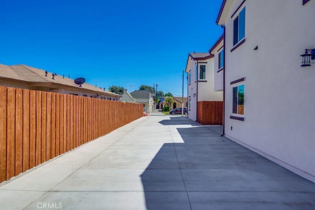 3409 Elizabeth Avenue, Lynwood, CA 90262 Main Photo