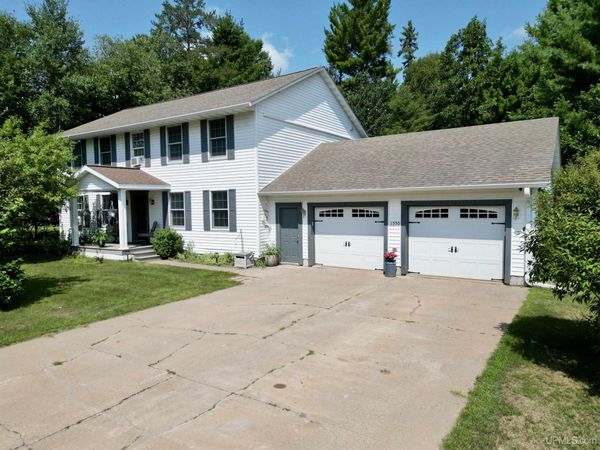 1550 Cypress Street, Ishpeming Twp, MI 49849