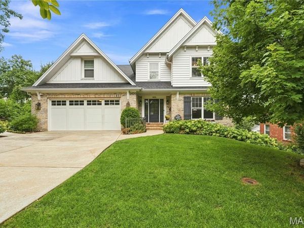 1455 Forest View Drive, Warson Woods, MO 63122