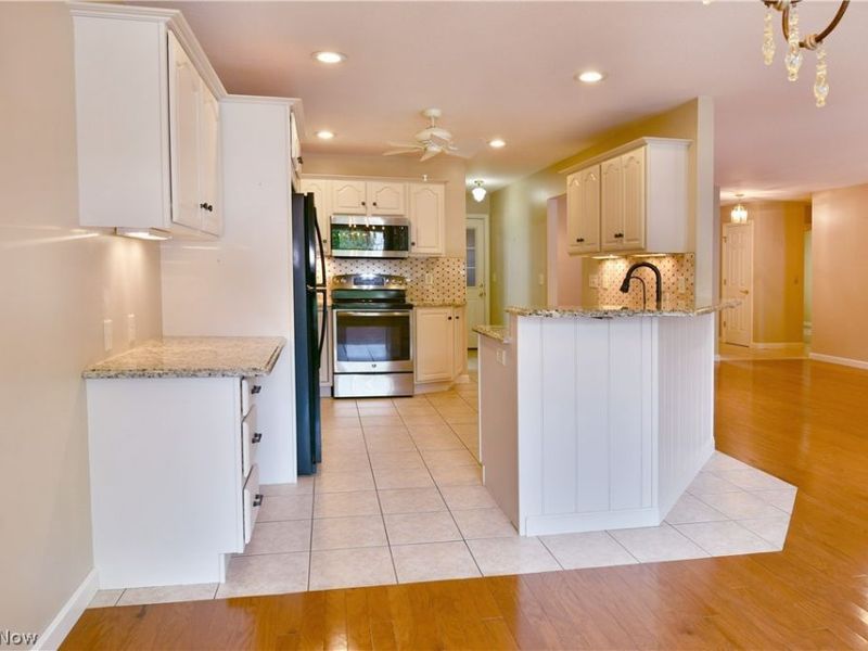 8121 Hitchcock Road, Unit 9, Boardman, OH 44512 Photo 11