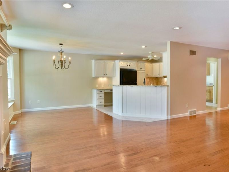 8121 Hitchcock Road, Unit 9, Boardman, OH 44512 Photo 9