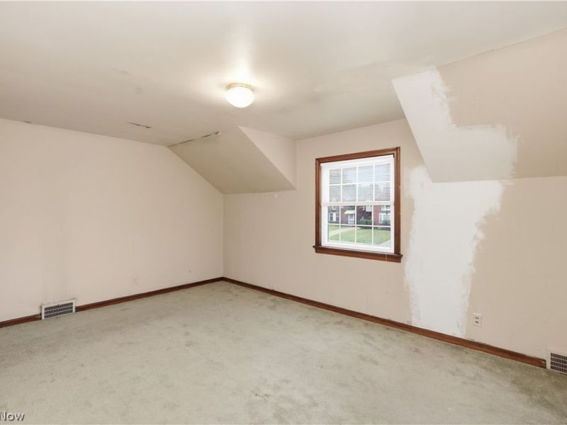 13577 Cedar Road, University Heights, OH 44118 Photo 18
