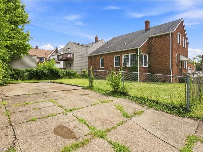 13577 Cedar Road, University Heights, OH 44118 Photo 34