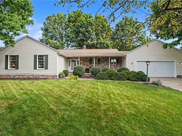 4382 Bunker Lane , Stow, OH 44224