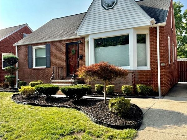 14721 Orchard Park Avenue , Cleveland, OH 44111