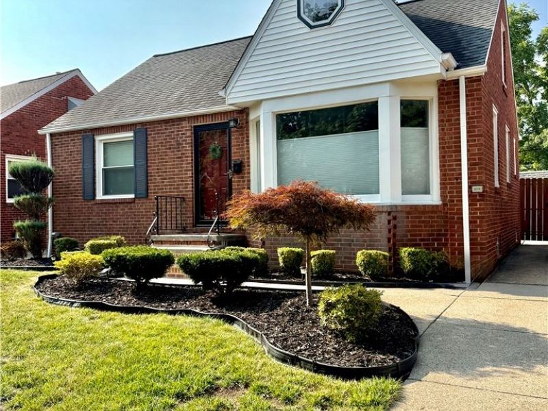 14721 Orchard Park Avenue, Cleveland, OH 44111 Photo 1
