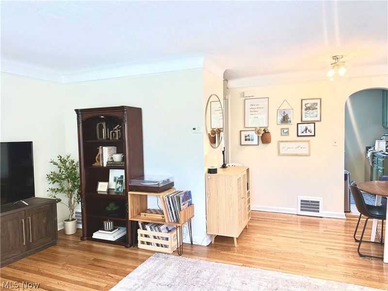 14721 Orchard Park Avenue, Cleveland, OH 44111 Photo 3