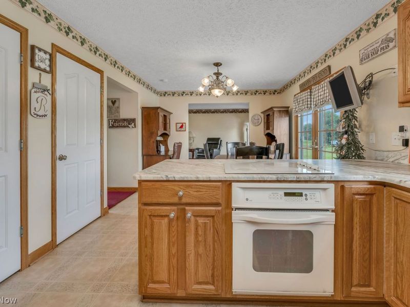 17550 Mock Road, Berlin Center, OH 44401 Photo 11