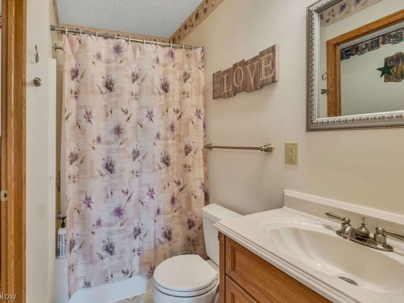 17550 Mock Road, Berlin Center, OH 44401 Photo 29