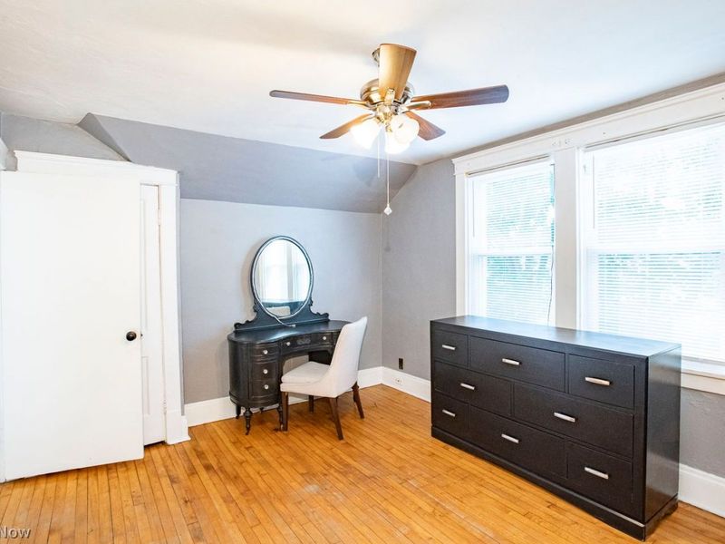 10408 Briggs Road, Cleveland, OH 44111 Photo 24
