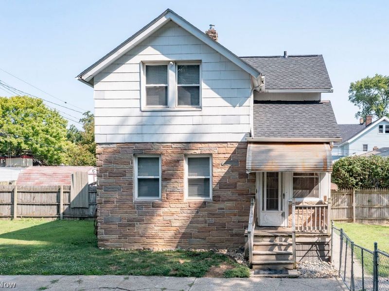 10408 Briggs Road, Cleveland, OH 44111 Photo 3
