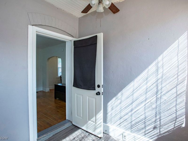10408 Briggs Road, Cleveland, OH 44111 Photo 9