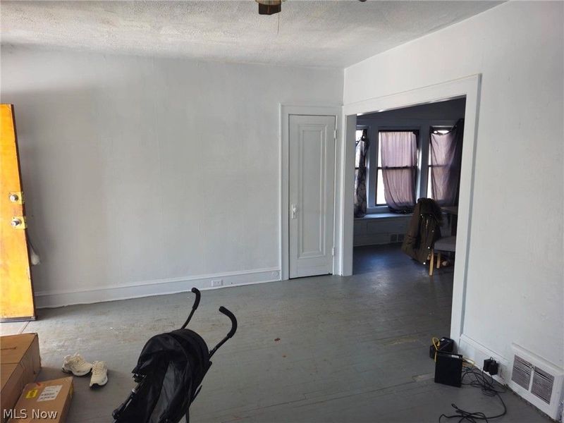 13305 Svec Avenue, Cleveland, OH 44120 Photo 4