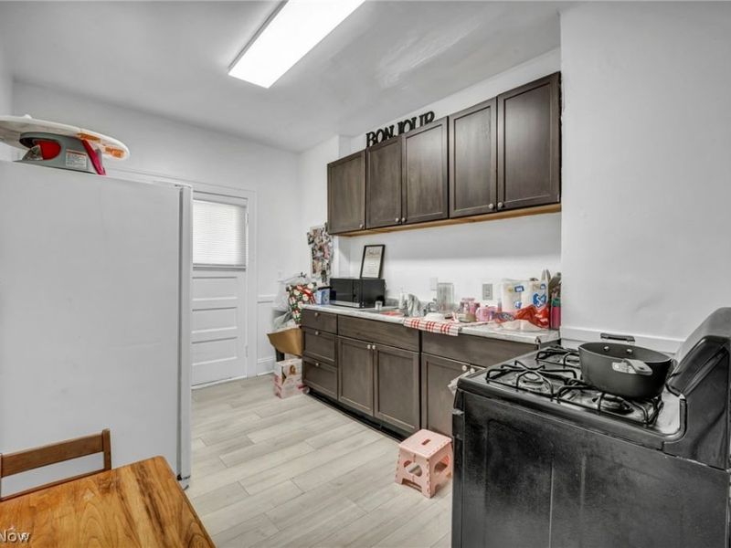 4512 E 131st Street, Garfield Heights, OH 44105 Photo 9