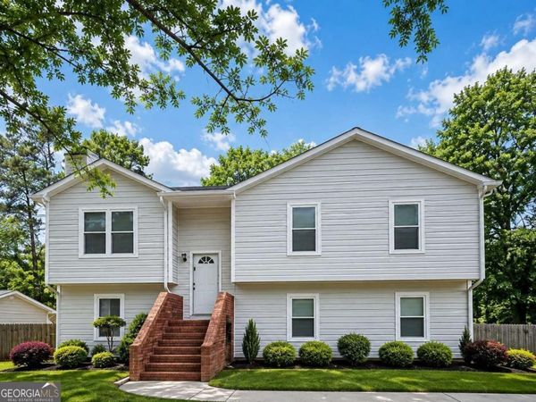 2061 Marshes Glenn Drive, Norcross, GA 30071
