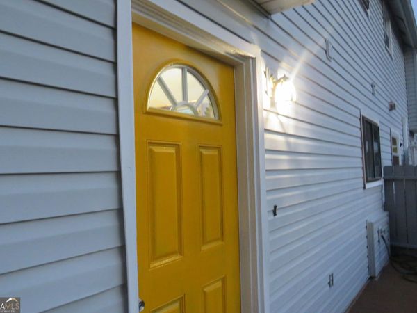 22 FAIRVIEW Drive, Jonesboro, GA 30238