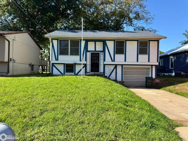 711 33Rd Street, Fort Madison, IA 52627