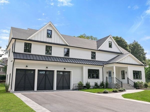 7 Hutchinson Road, Winchester, MA 01890