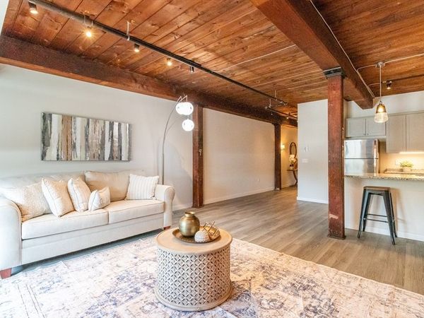 55 Sterling St, Unit 312M, Clinton, MA 01510