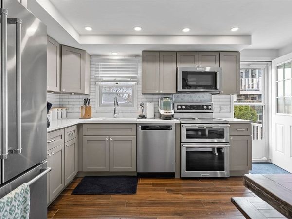 51 Glide St, Unit 2, Boston, MA 02122