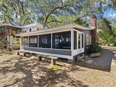 8537 Oyster Factory, Edisto Island, SC 29438