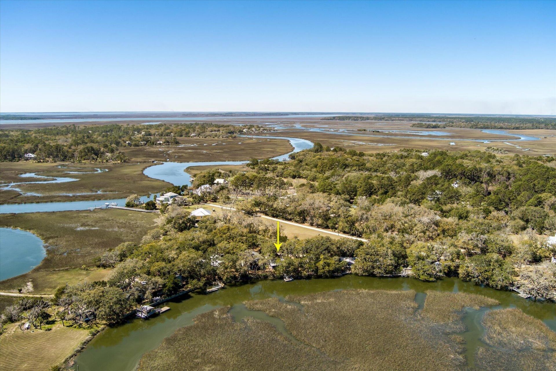 8537 Oyster Factory Photo 13