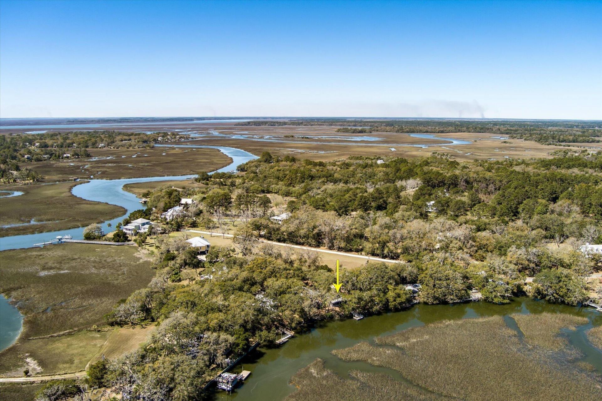 8537 Oyster Factory Photo 21