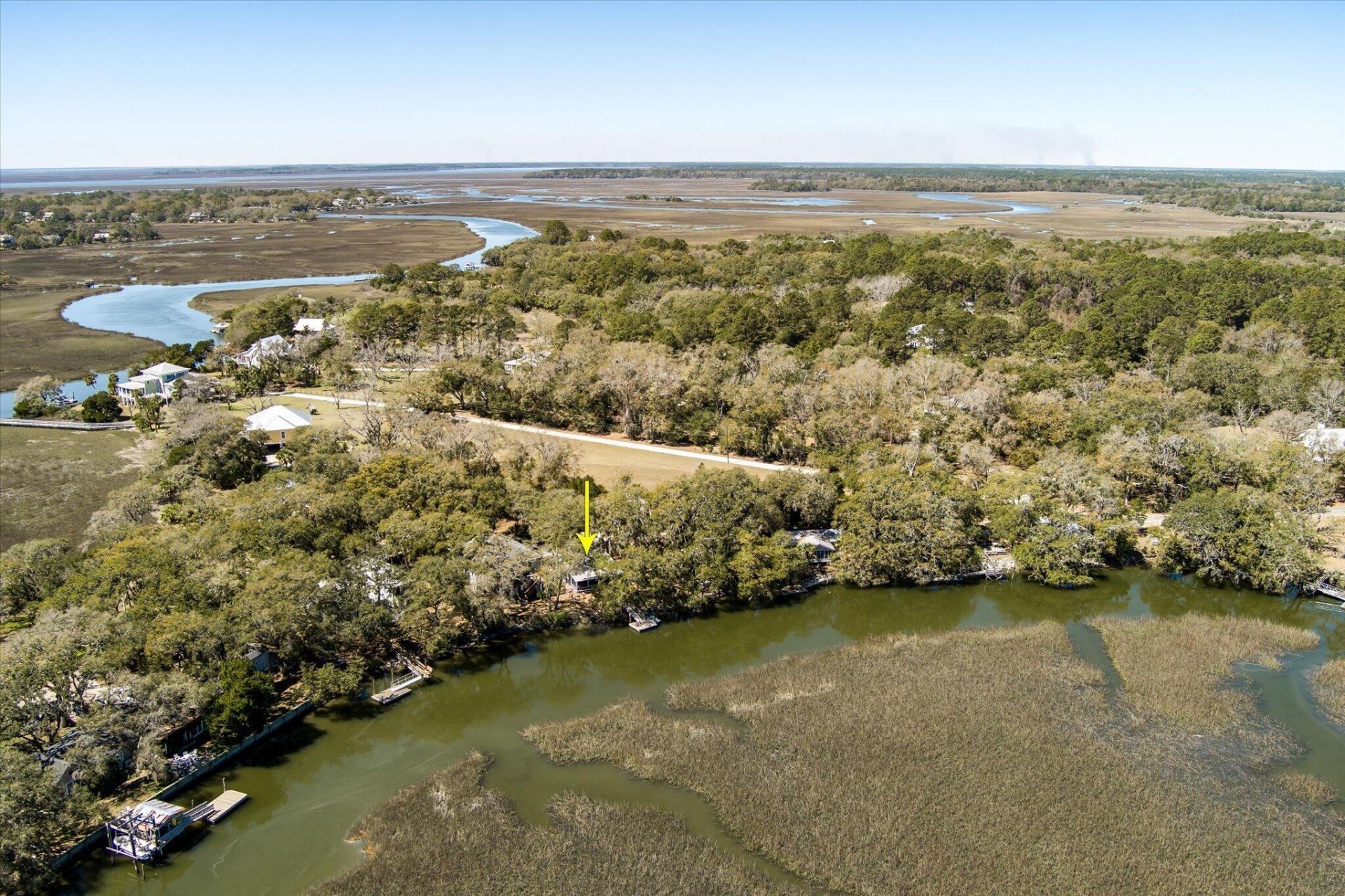 8537 Oyster Factory Photo 23