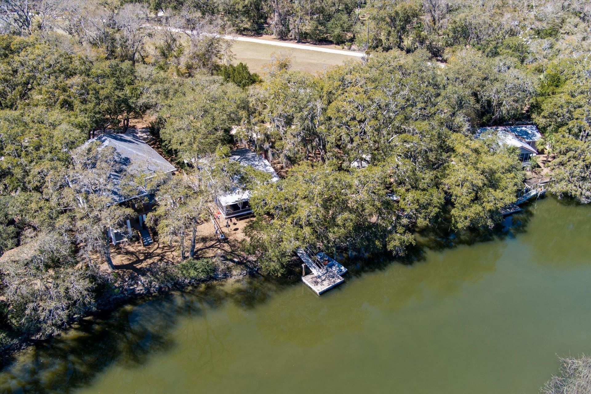 8537 Oyster Factory Photo 32