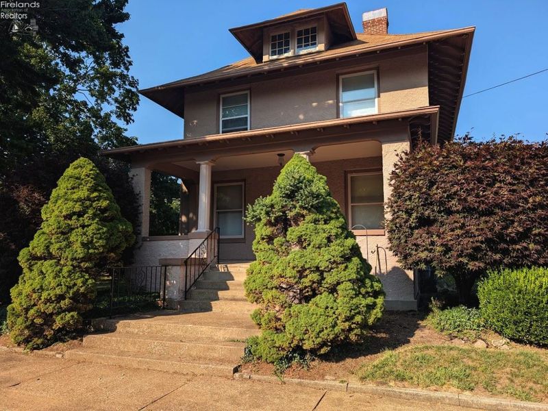60 Huron, Milan, OH 44846 Photo 2