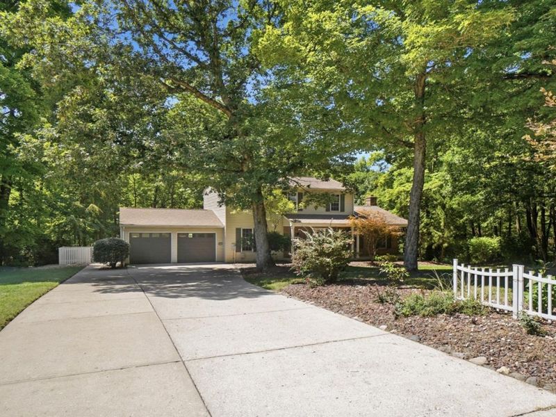 2043 Greenpine Drive, Springfield Township, OH 45231 Photo 3