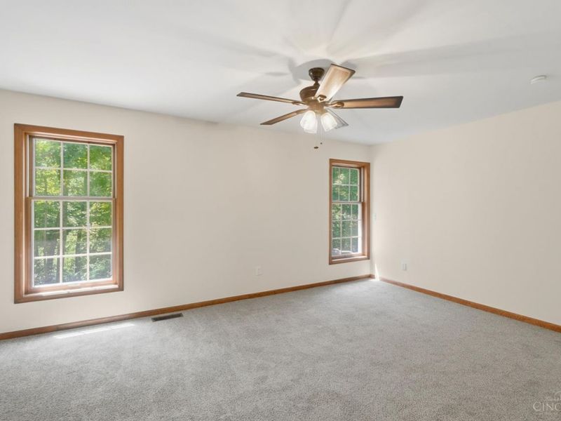 2043 Greenpine Drive, Springfield Township, OH 45231 Photo 36