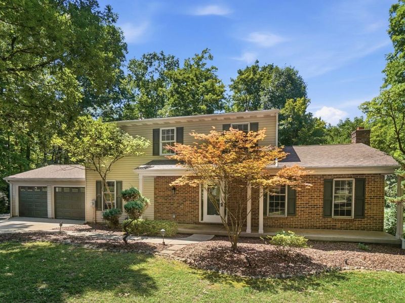 2043 Greenpine Drive, Springfield Township, OH 45231 Photo 4