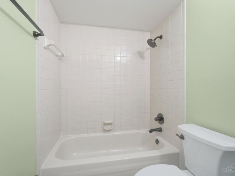 2043 Greenpine Drive, Springfield Township, OH 45231 Photo 46