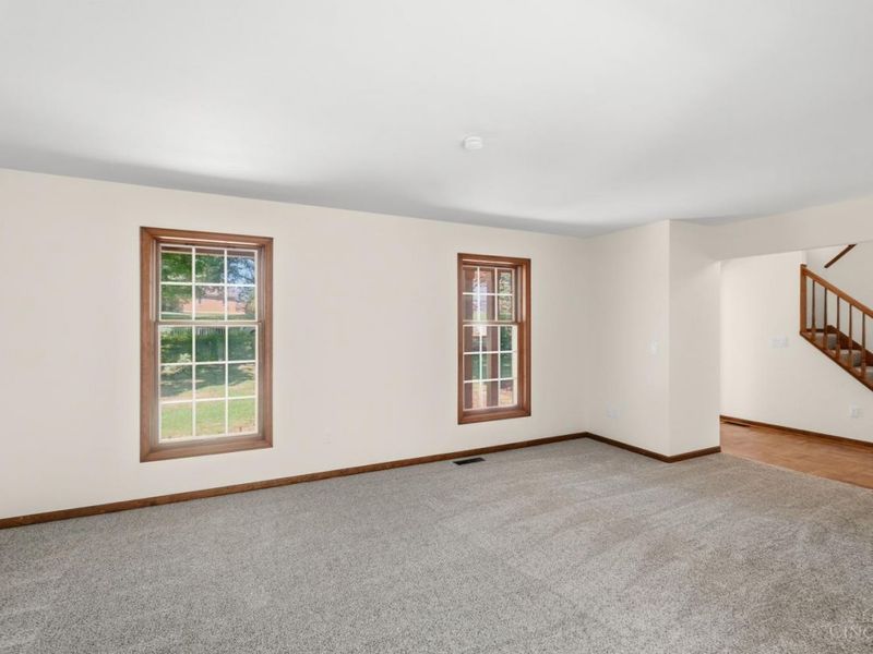 2043 Greenpine Drive, Springfield Township, OH 45231 Photo 9