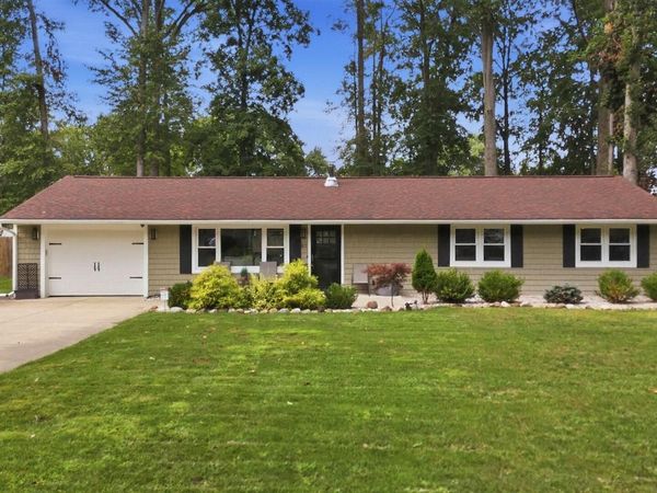 47 Edgewood Drive , Grafton, OH 44044