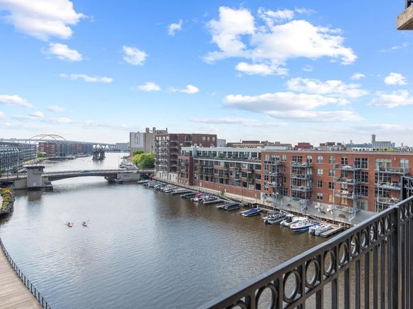 102 N Water STREET, Unit 607, Milwaukee, WI 53202