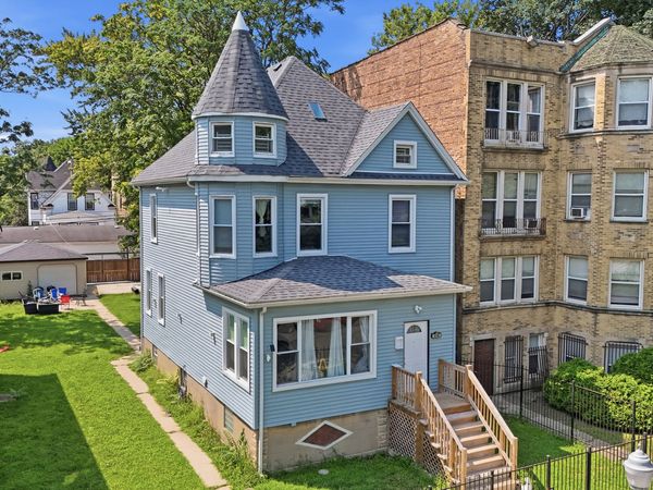 218 N Mason Avenue , Chicago, IL 60644