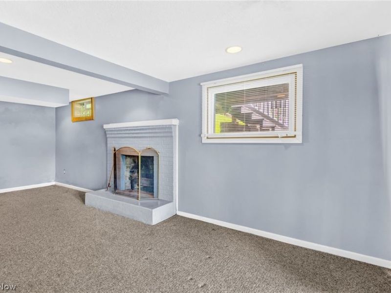 426 E Mohawk Drive , Malvern, OH 44644 Photo 33
