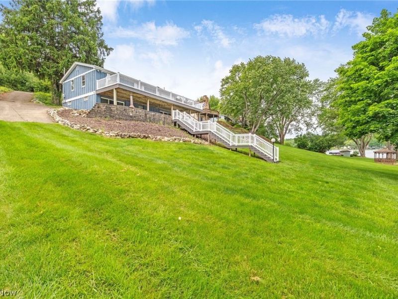 426 E Mohawk Drive , Malvern, OH 44644 Photo 36