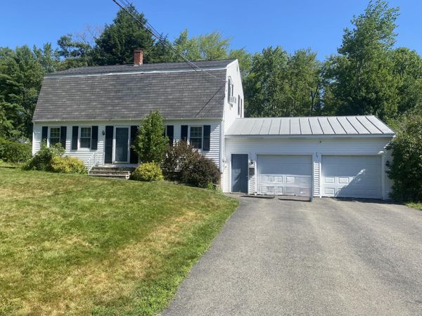 33 Oak Hill Drive , Oakland, ME 04963