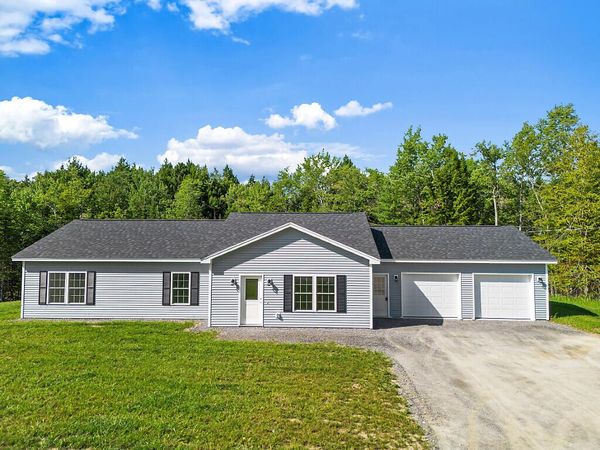 11 Maple Road , Sidney, ME 04330
