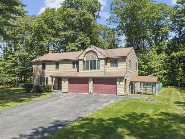 12 Pinewood Drive, Belgrade, ME 04917
