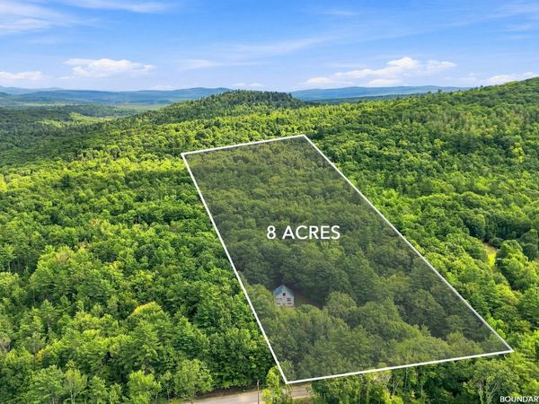 384 Moose Hill Road , Livermore Falls, ME 04254